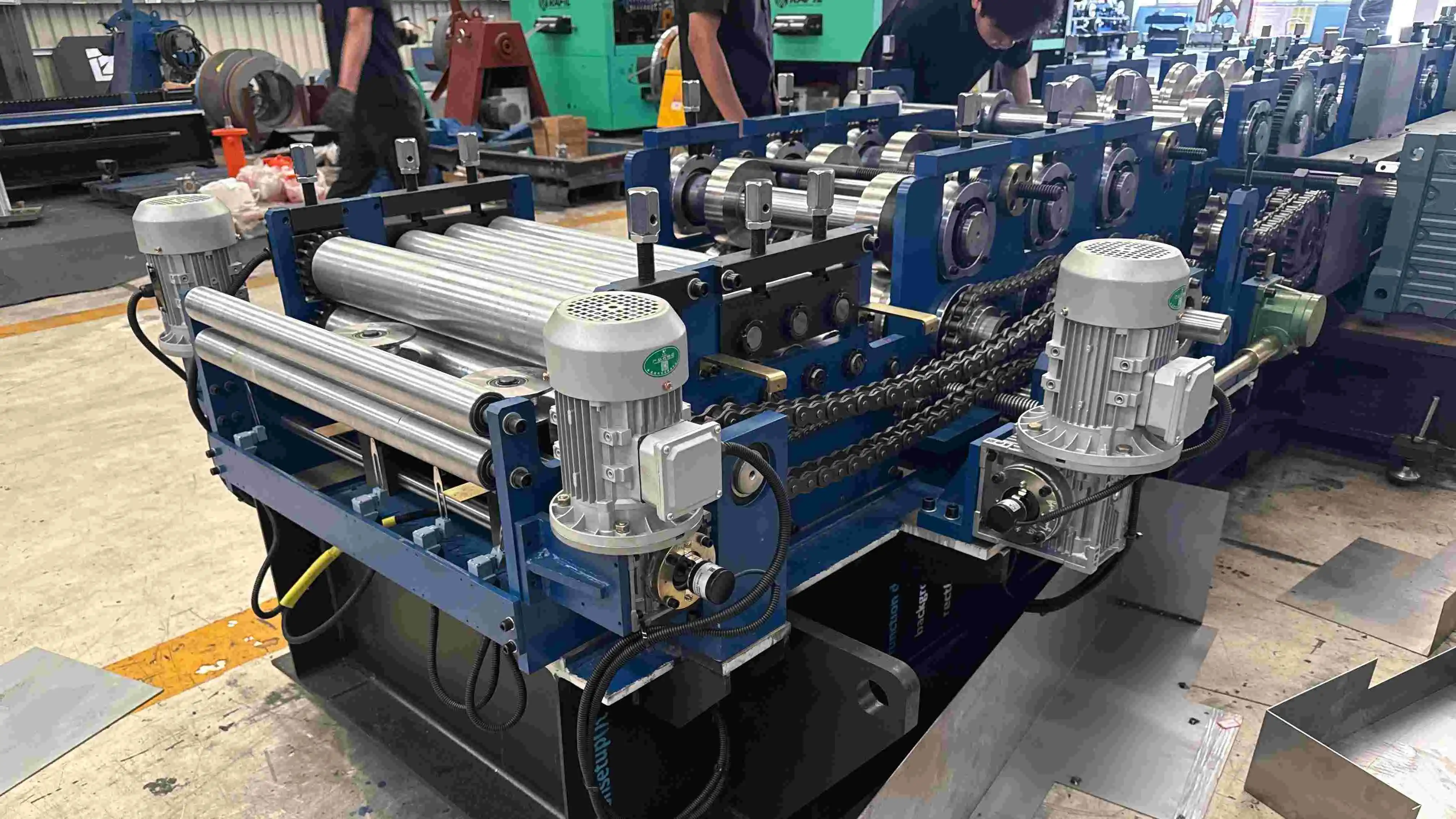 Energy Efficiency in Roll Forming Machines: Reducing Power Costs for Panel Production